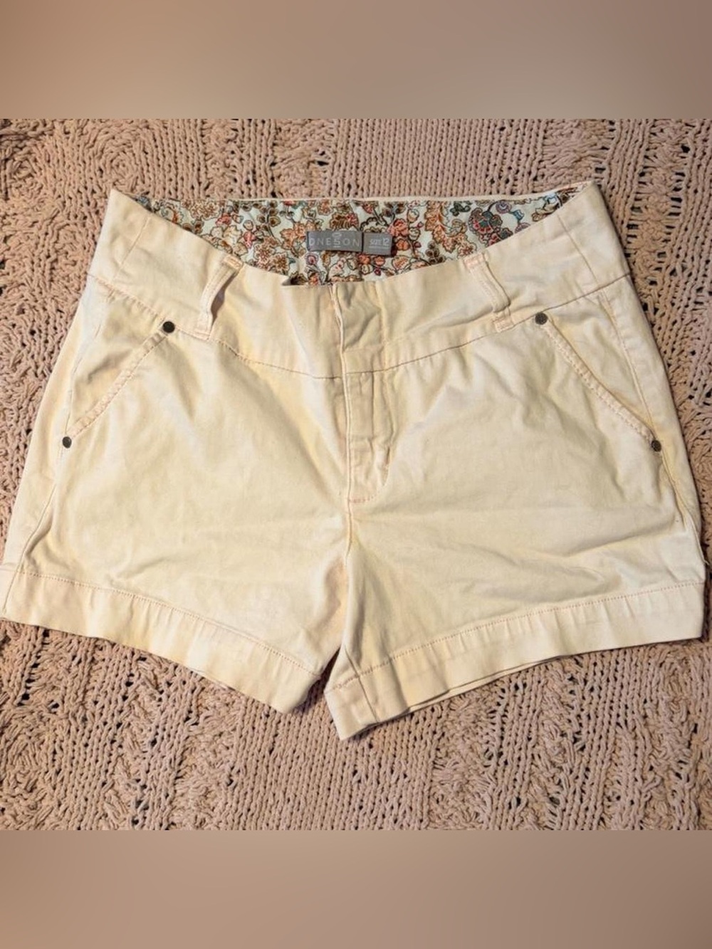 one 5 one Baby Pink Women's Casual Cargo Shorts